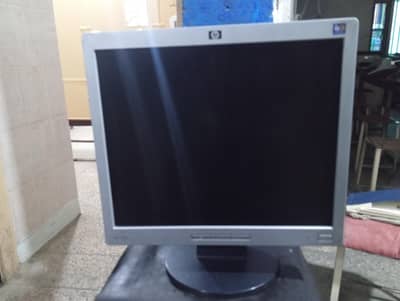 hp lcd 17 inches