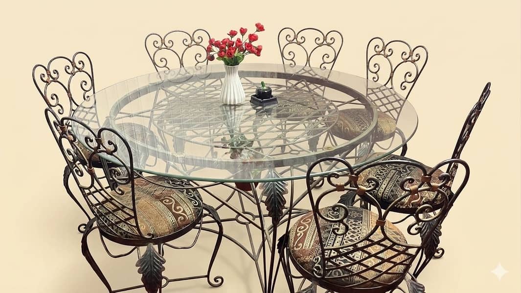 Dinnig table 0