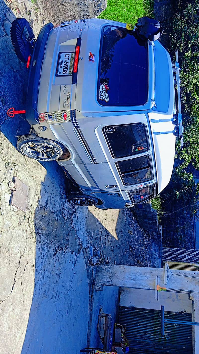2011 modl  janvan 8