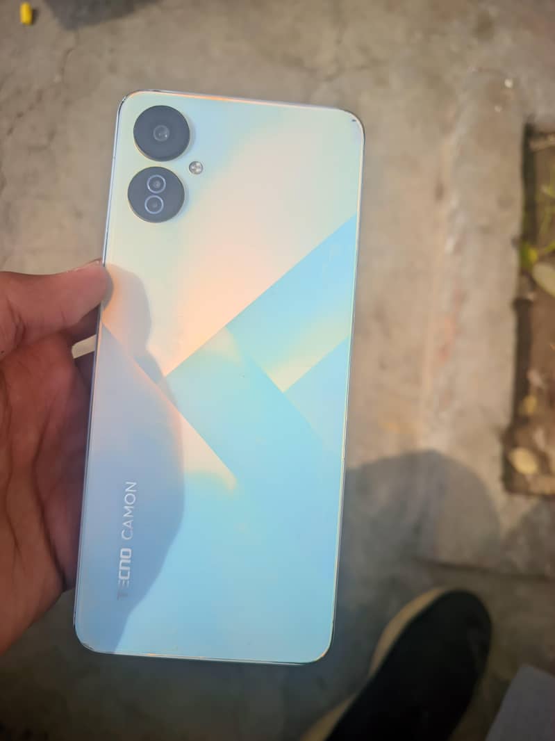 Tecno 1