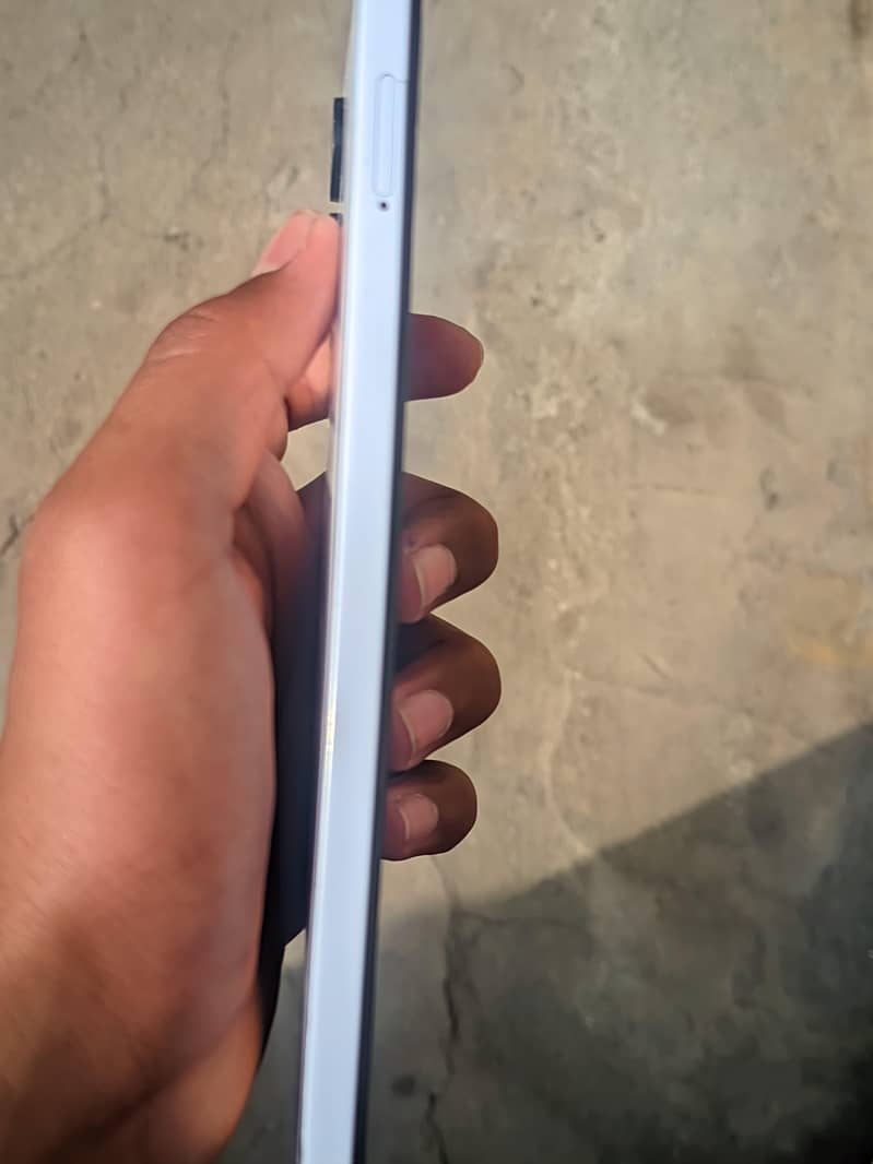 Tecno 3