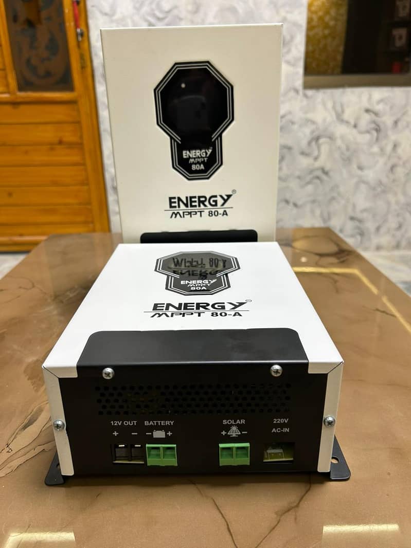 MPPT charge controller Voltronic 80 amp / Solar charge controller 11