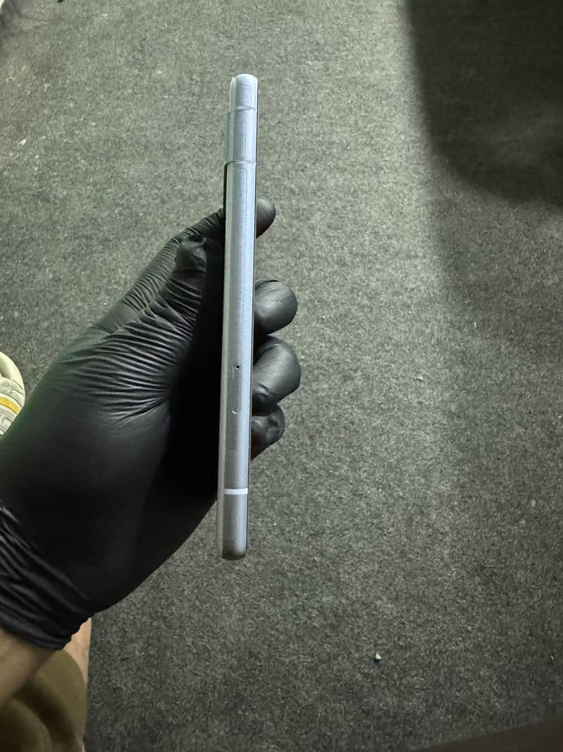 Google Pixel 7a 3