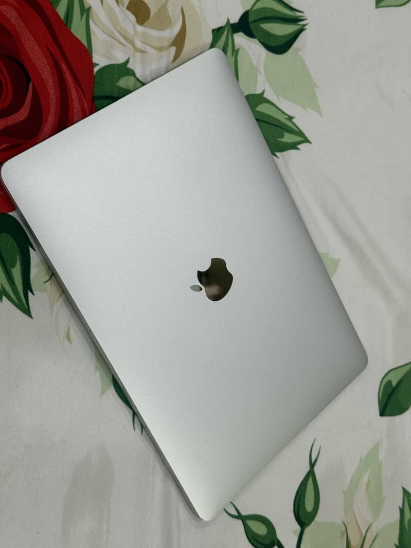 MacBook pro 0