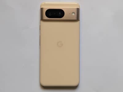 GOOGLE PIXEL 8 with Original Charger.