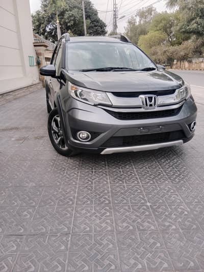 Honda BRV-S 2018 full option automatic
