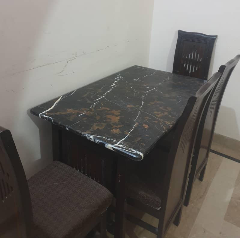 Marble Dining Table 4 Seaters 0