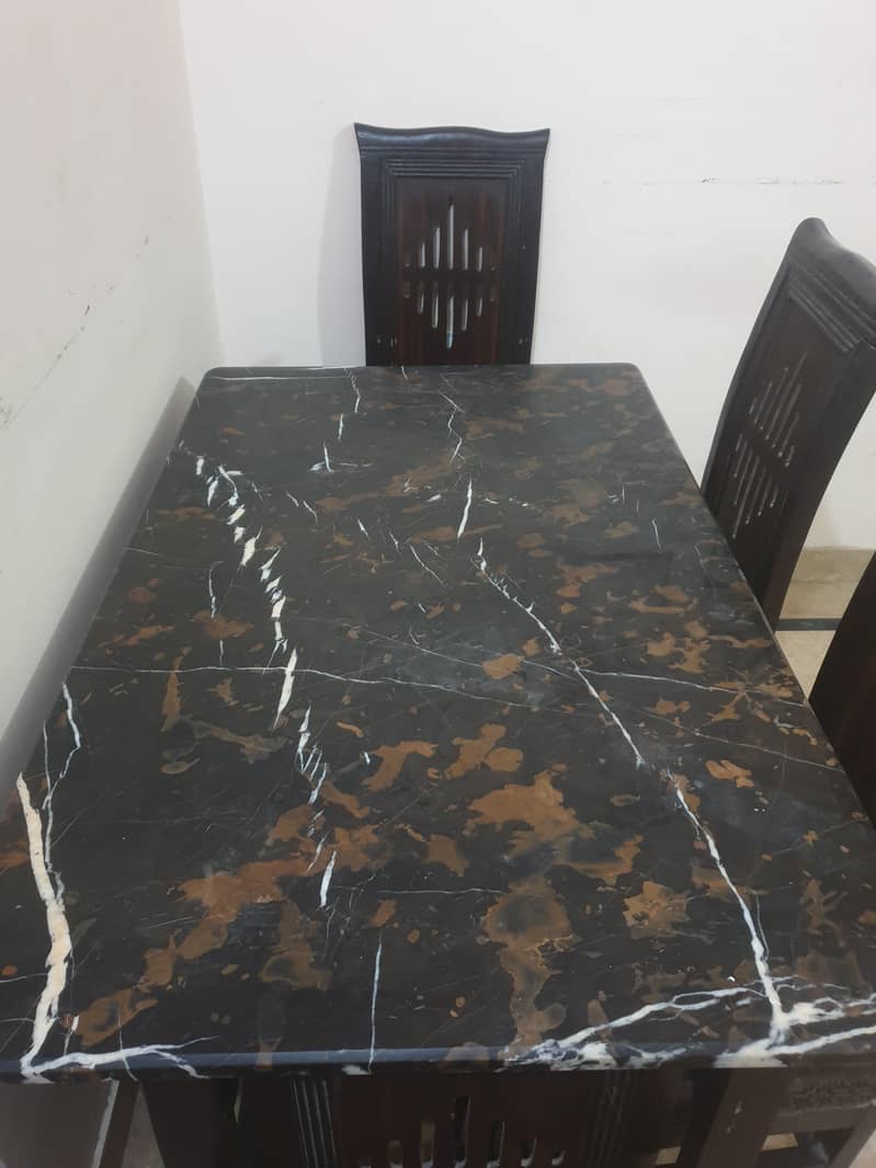 Marble Dining Table 4 Seaters 2