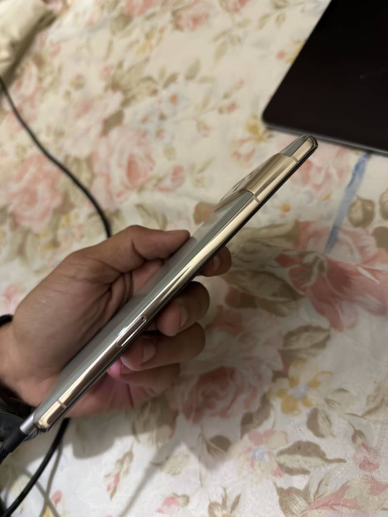 Google Pixel 7 pro 5