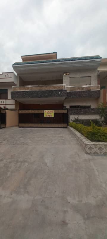 7 Bedroom With Attach Washroom Brand New House G 13/1 Double Road 10 marla Available