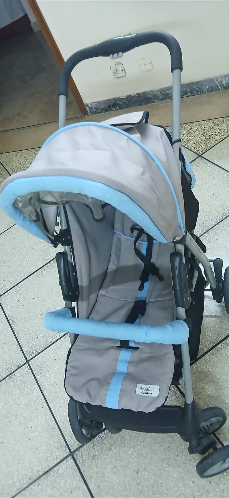 Solid Pram, Imported. 0