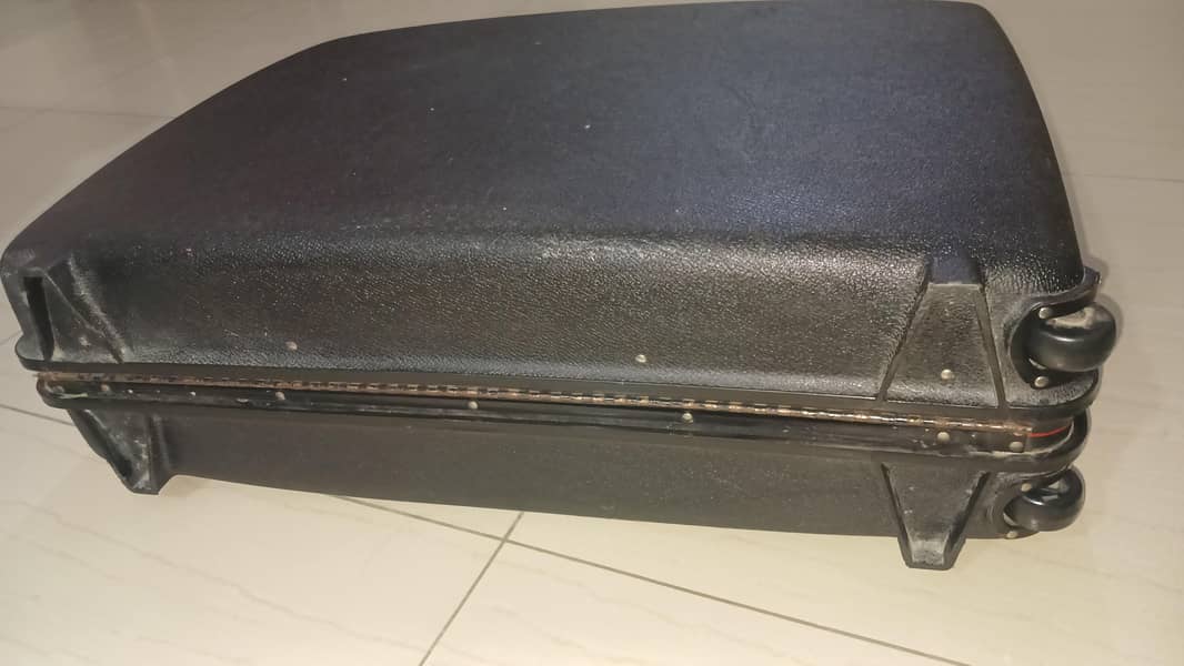 suitcase 6