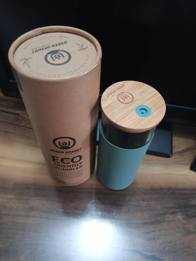 eco friendly upshot glass bottle tumbler in box