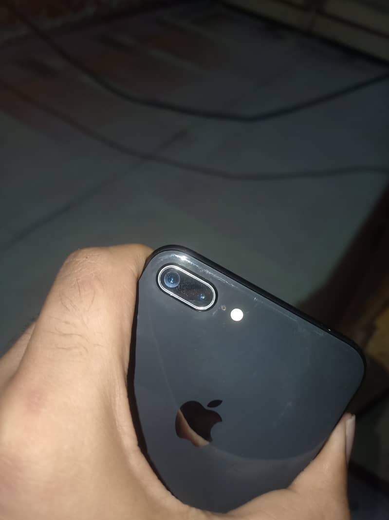 Iphone 8 plus 1