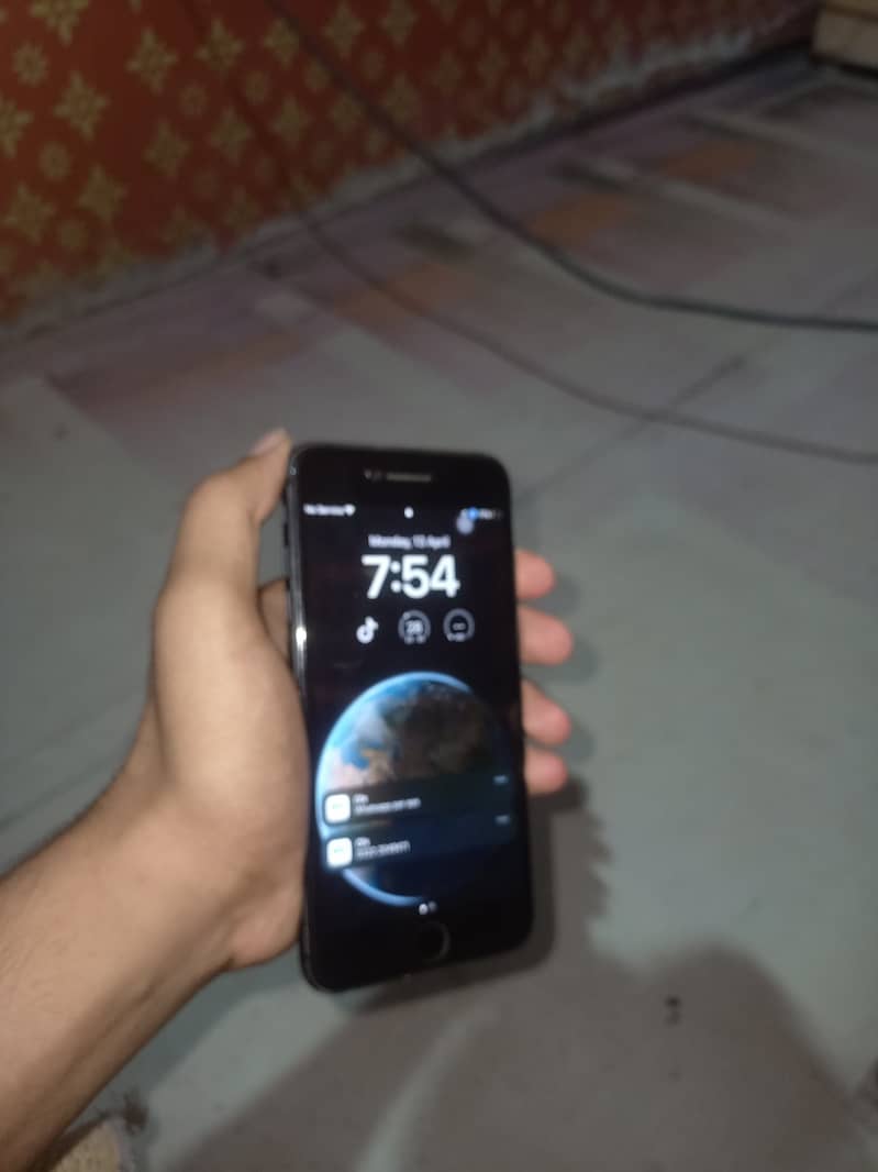 Iphone 8 plus 3