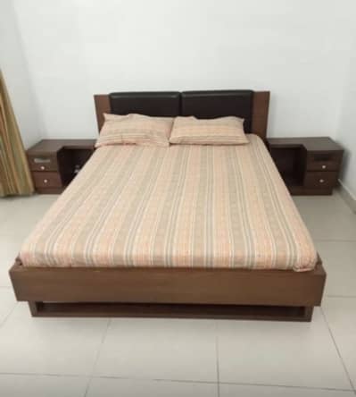 Queen size bed with bedsides