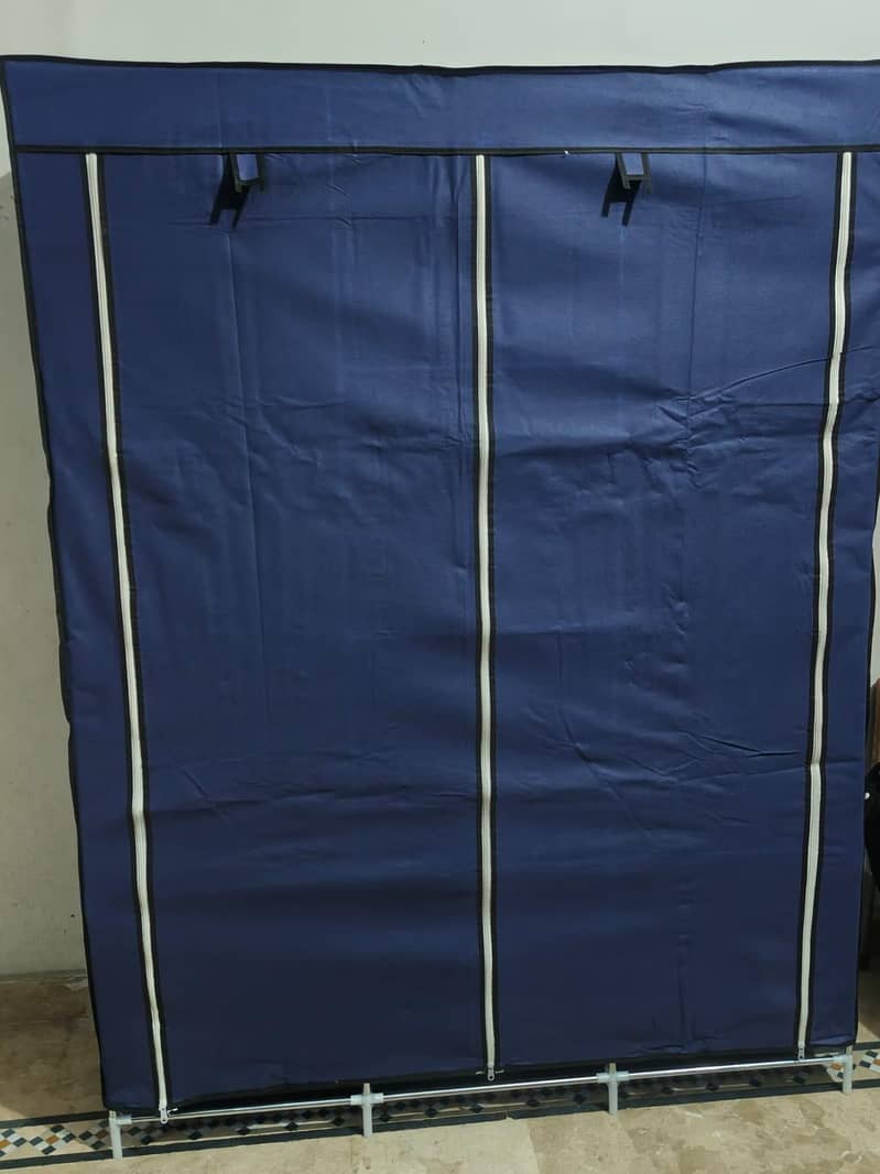 Foldable wardrobe 1