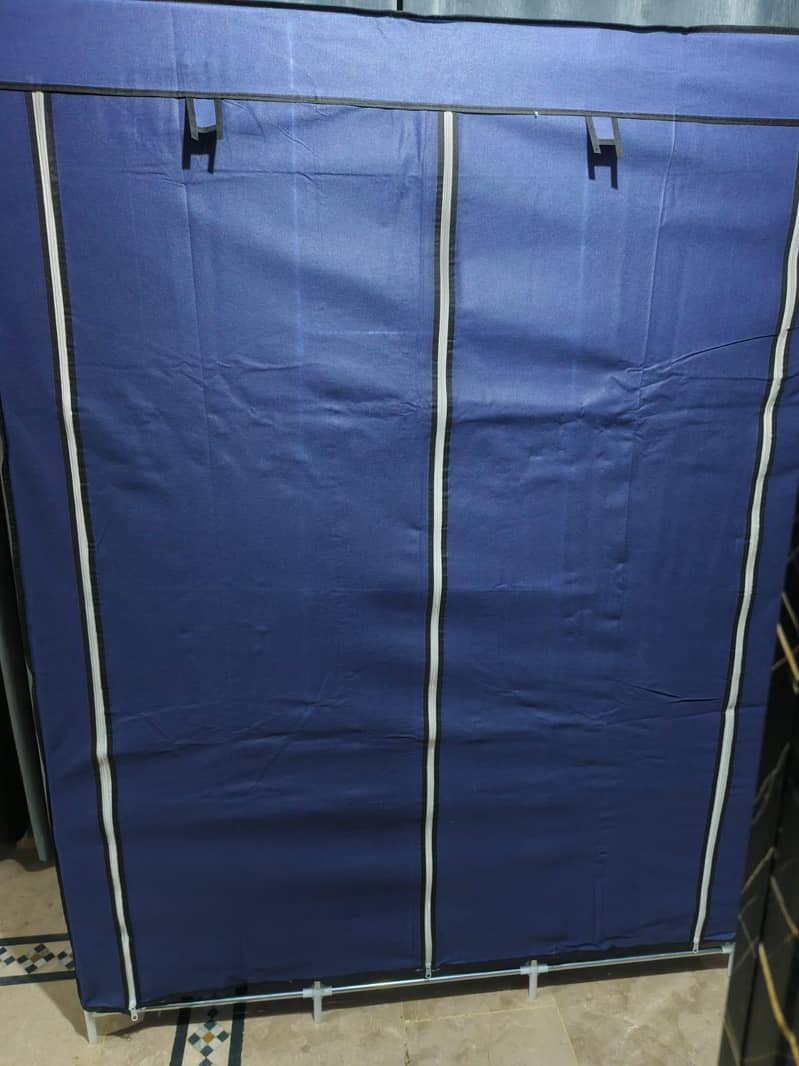 Foldable wardrobe 3