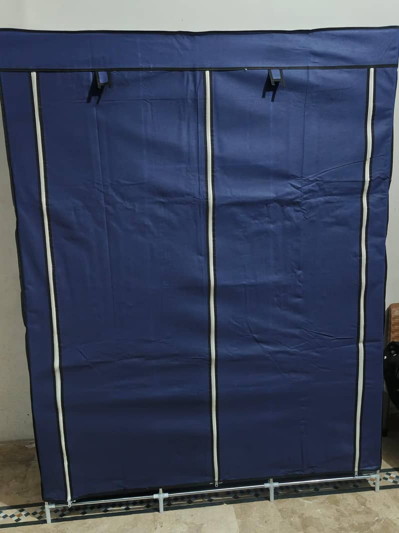 Foldable wardrobe 4