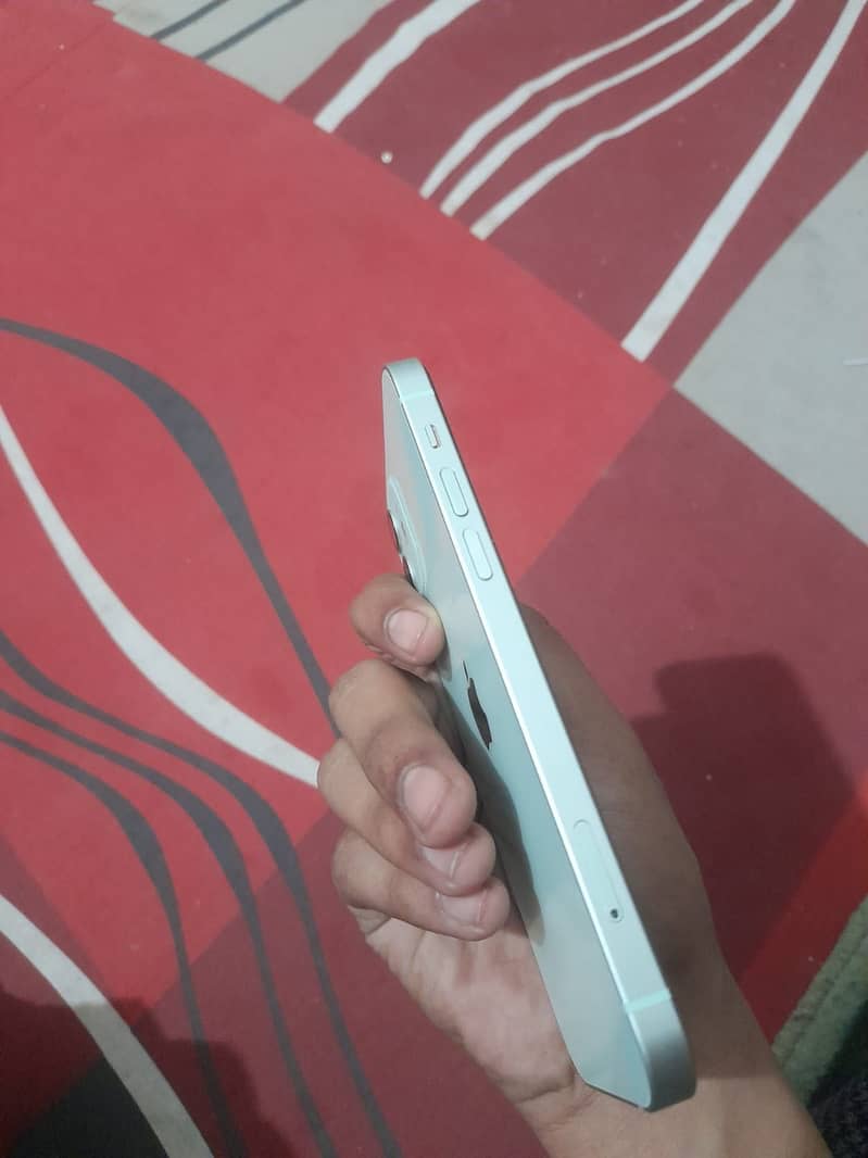iPhone 4