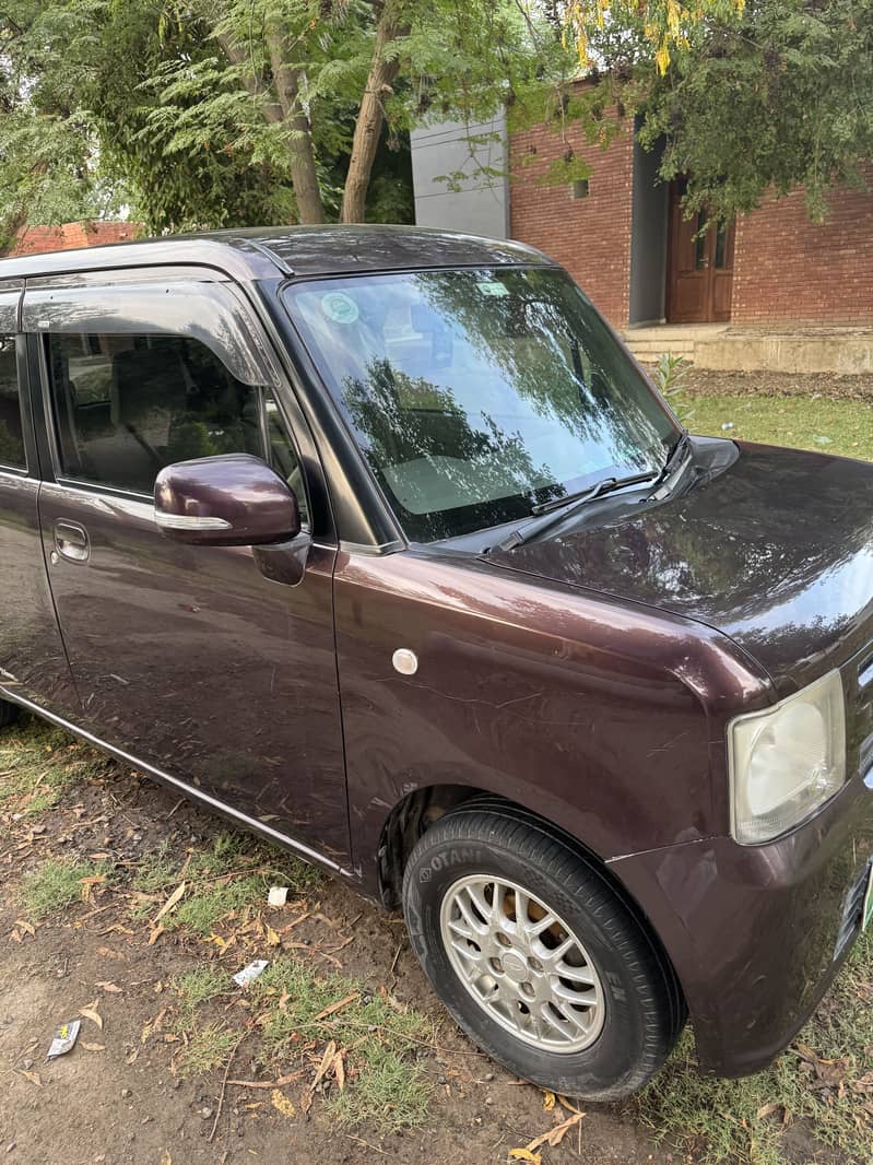 Daihatsu move conte basic variant 0