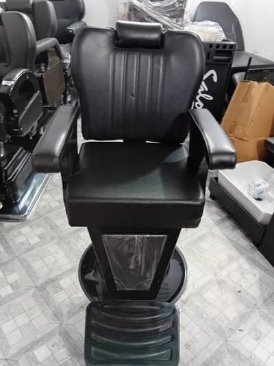 Saloon Chairs / Barber Chairs / Cutting Chairs / Parlour Chairs