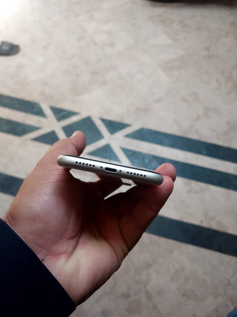 iphone xr 2