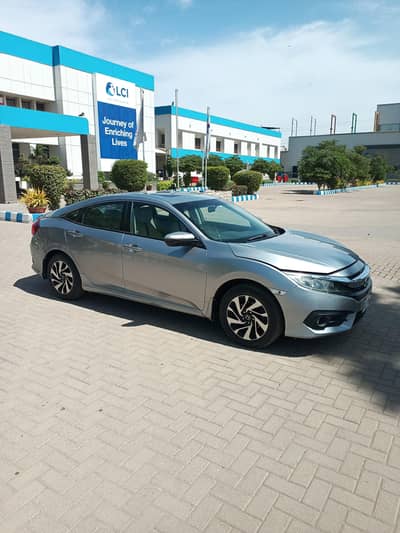 Honda Civic oriel UG 2018