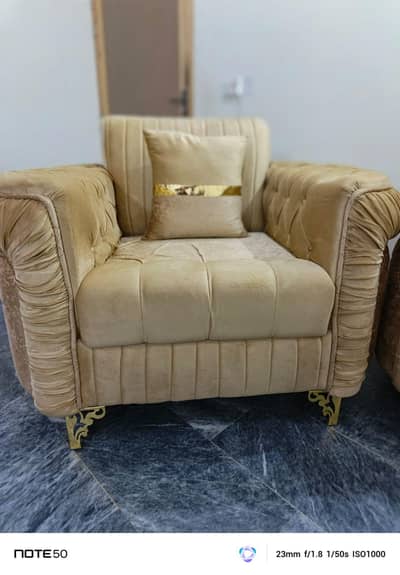 Luxury Sofa Set – Modern & Elegant 