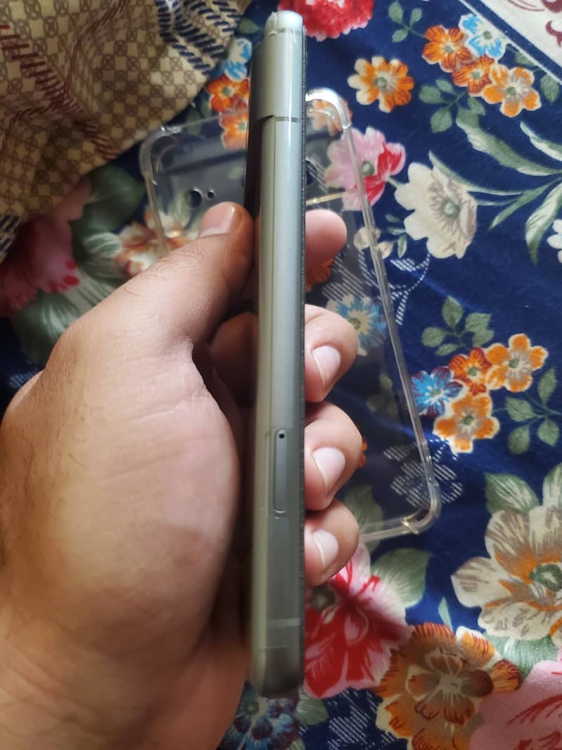 Google Pixel 8 0