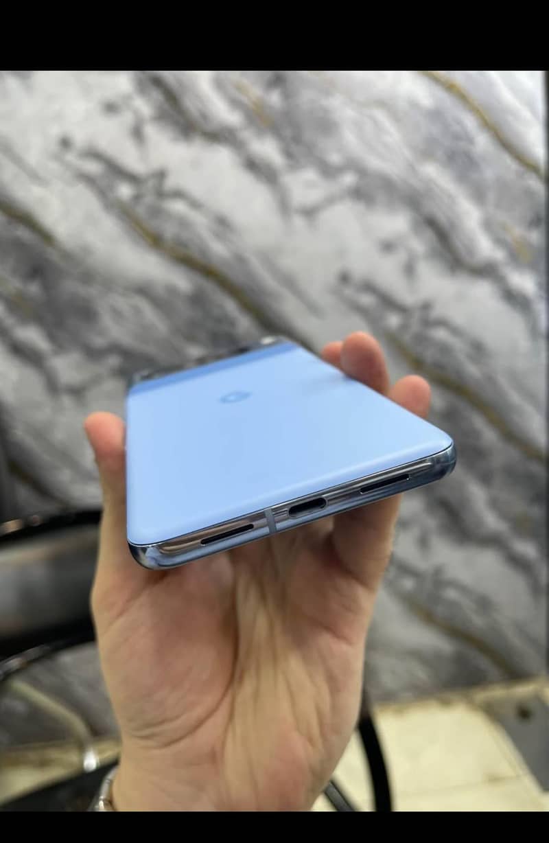 GOOGLE PIXEL 8 PRO 4