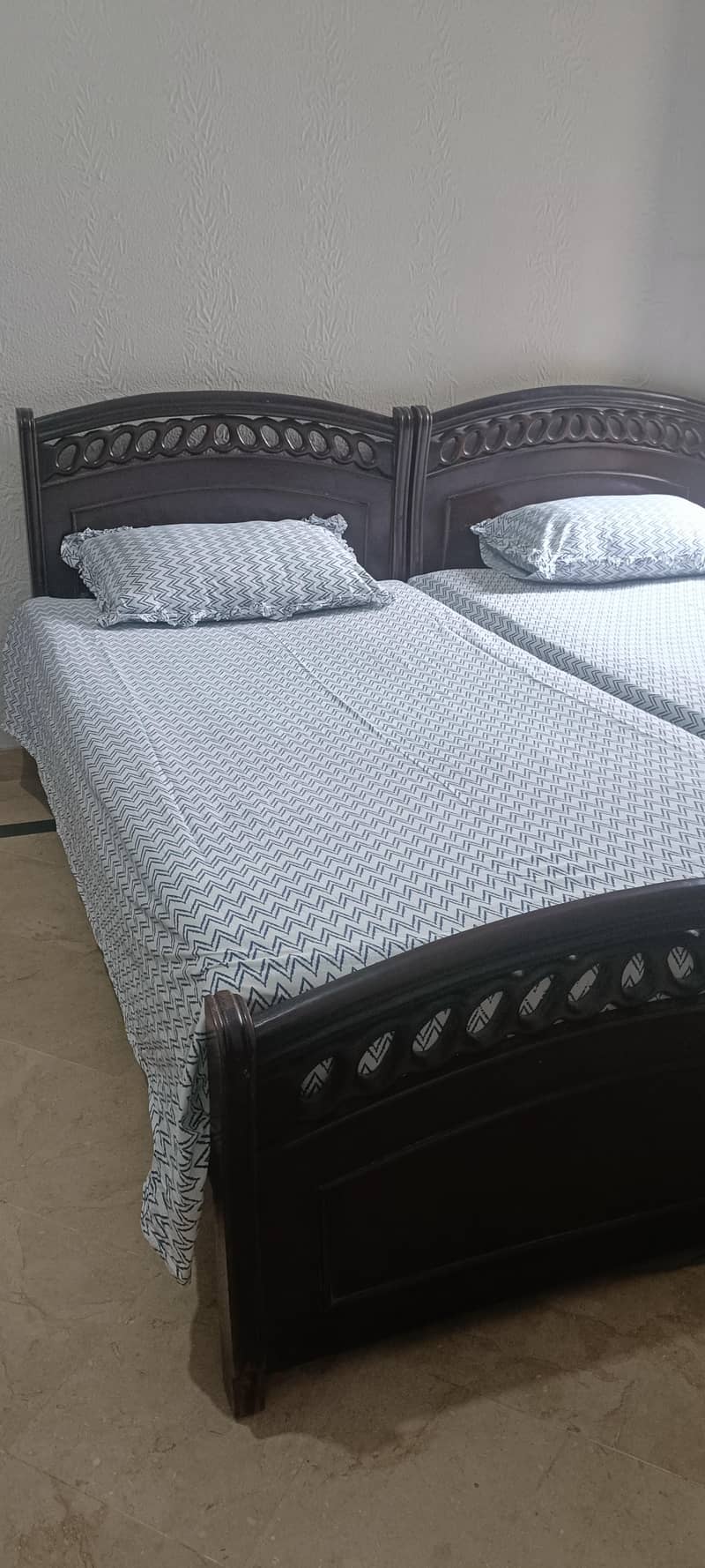 2 Single Bed 2