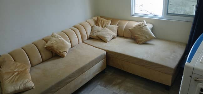 6 seater L shape sofa with cushions For SaLe just in 80k