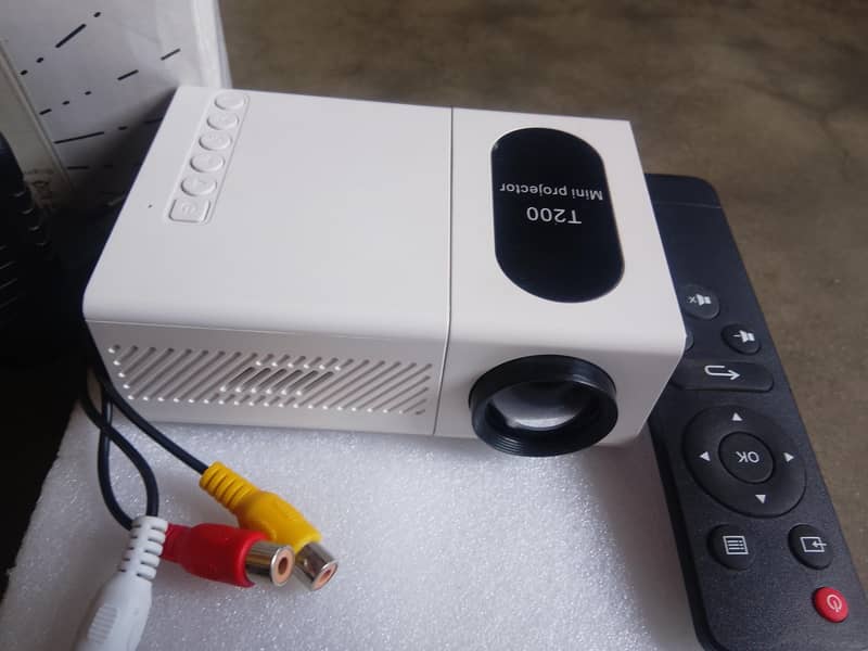 T200 Mini Projector. 0