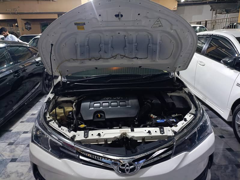 Corolla Altis 1.6 Automatic 0