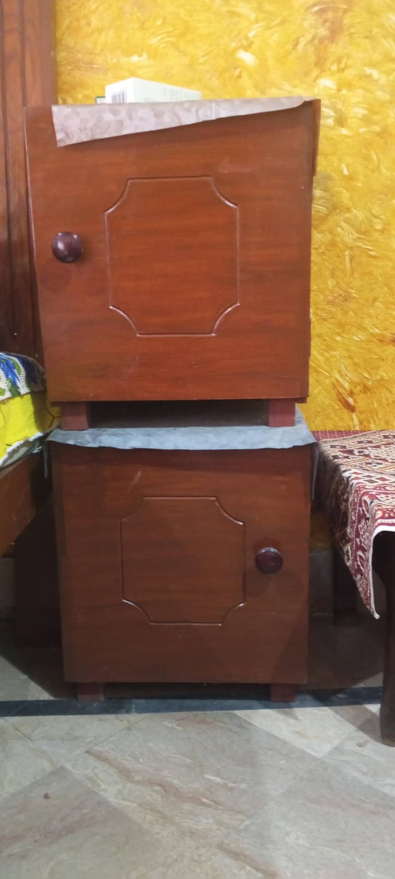 side tables 0