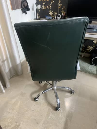 Comfortable & Durable Office Chair – Perfect for Work From Home