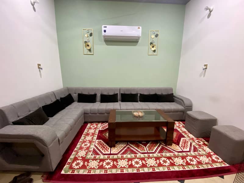 Sofa with 2 stools 1