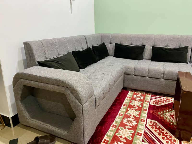 Sofa with 2 stools 6