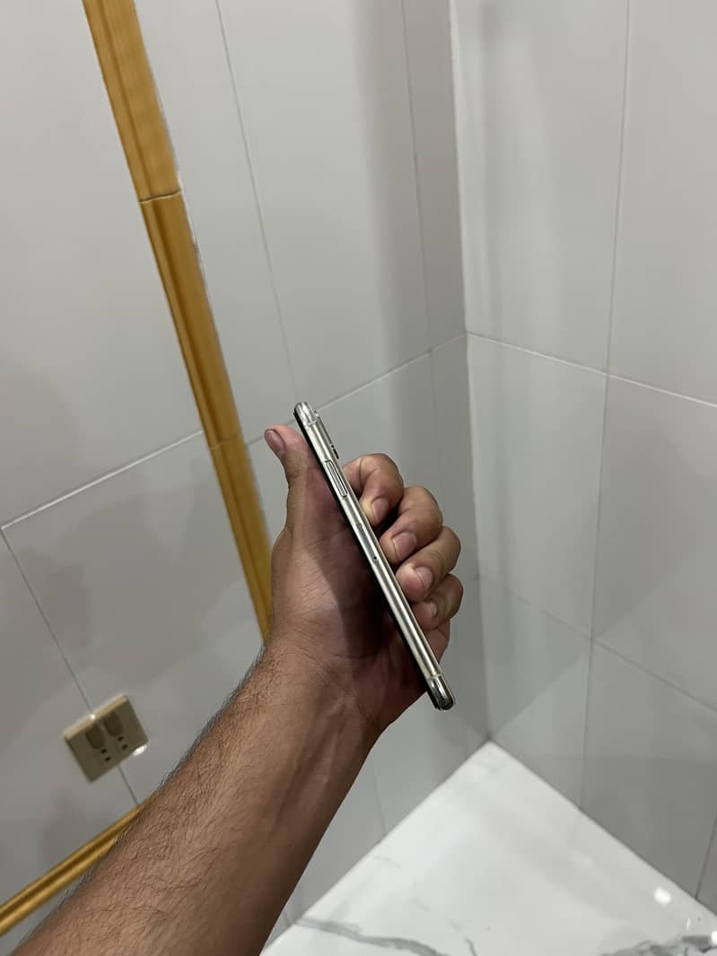 iPhone X 0
