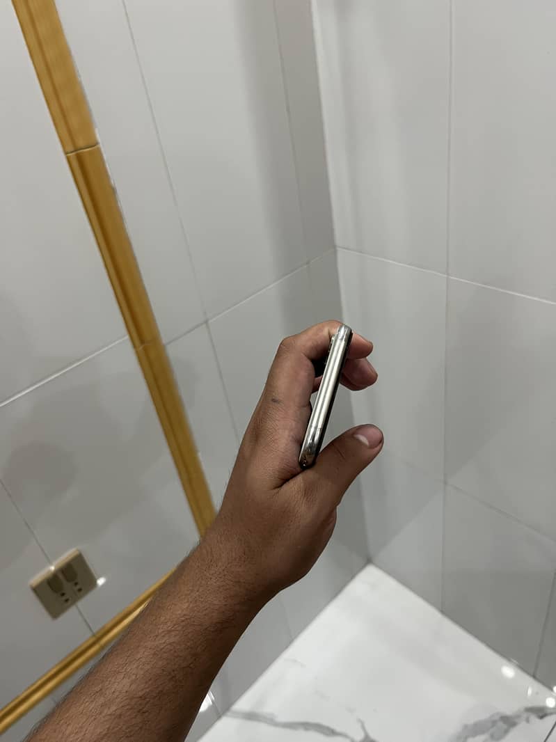 iPhone X 2