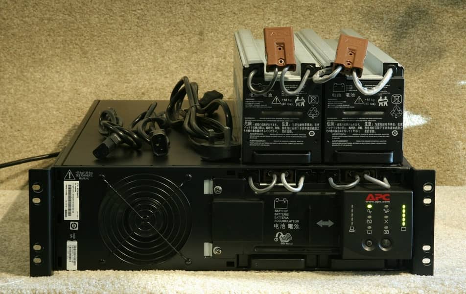 Apc UPS SURT6000XLI 0