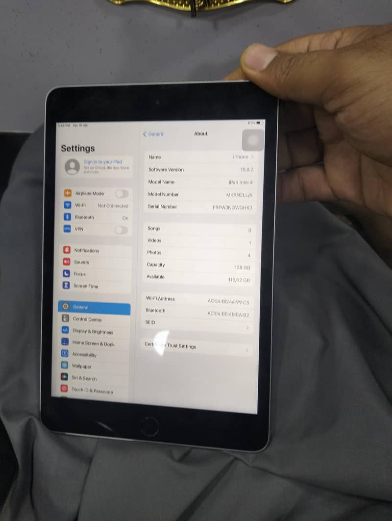 iphone mini 4 Tablet 2
