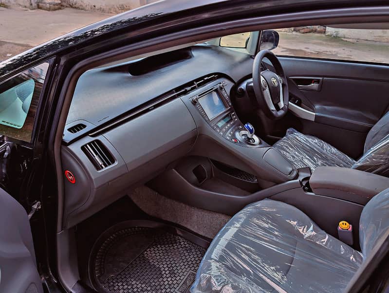 Prius 2011 , 2014 1