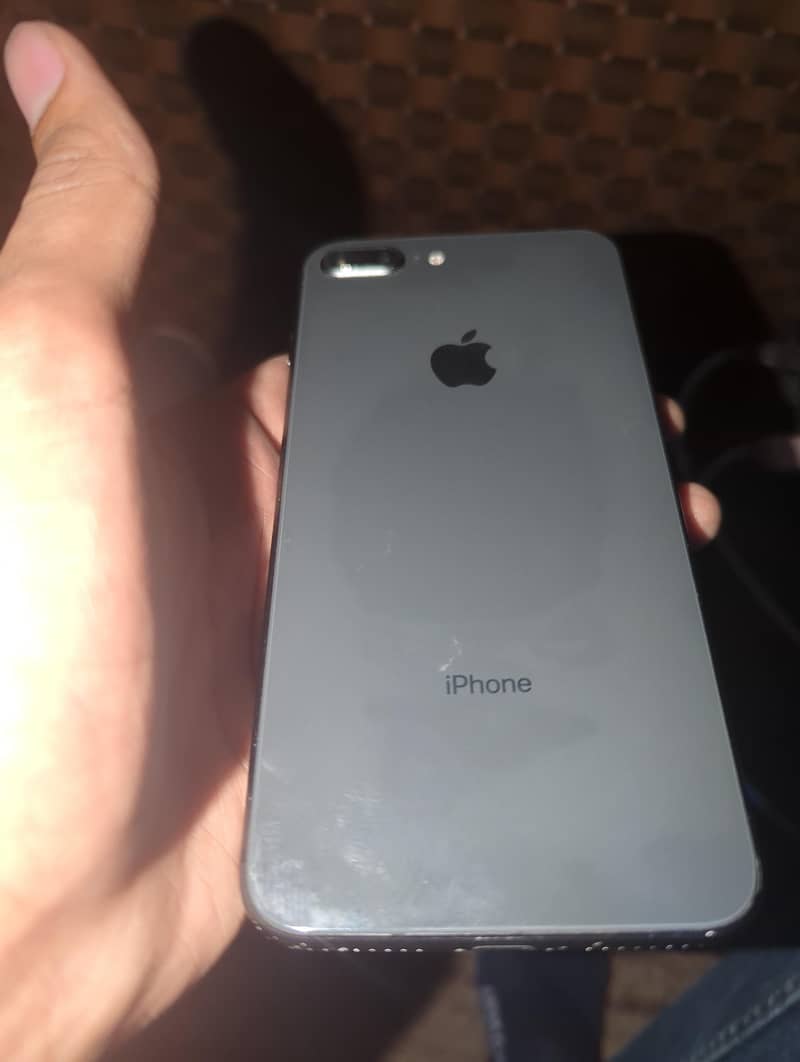 Iphone 8 Plus 1