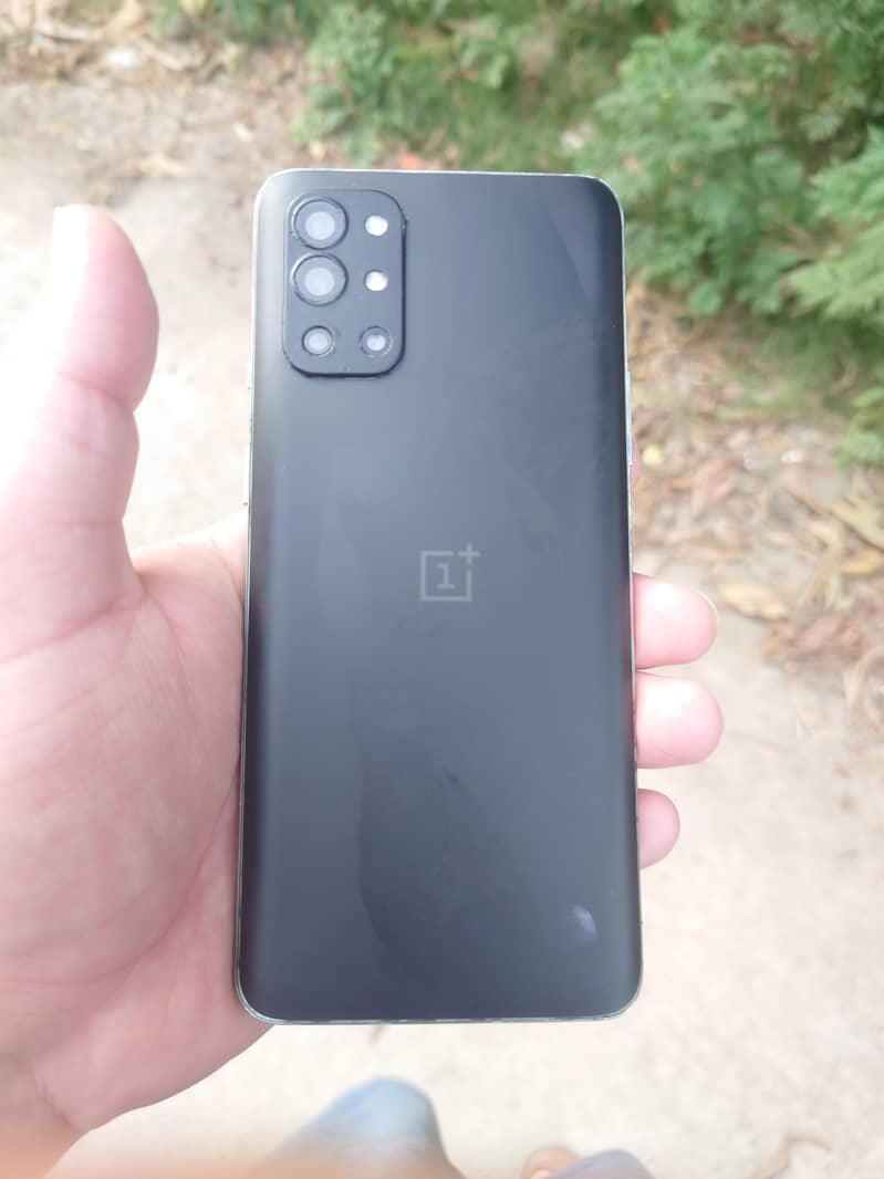 OnePlus 9r 2