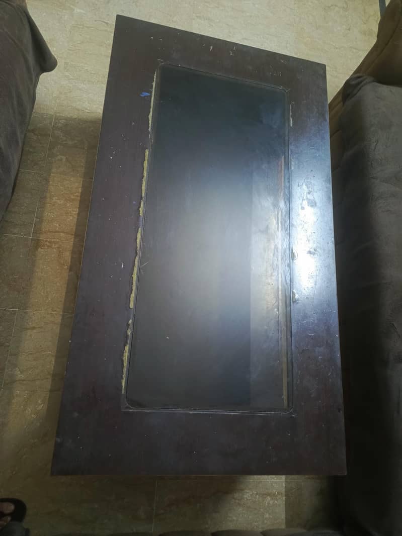 Center table! consule table! Table 0