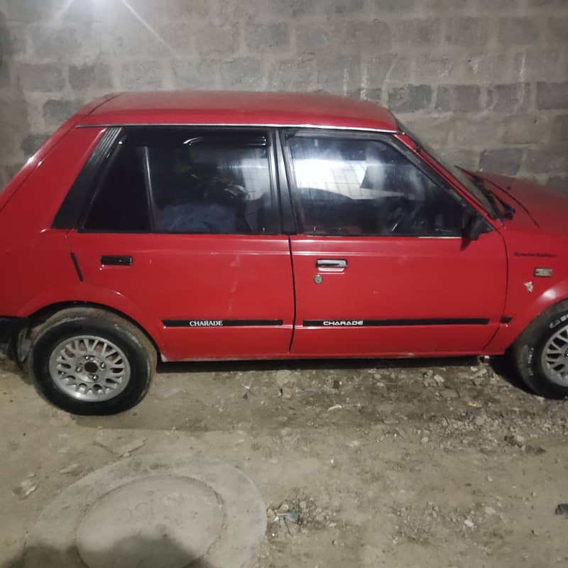 charade car 0