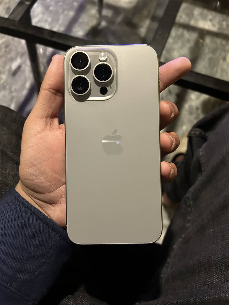 Iphone 15 pro max jv 2