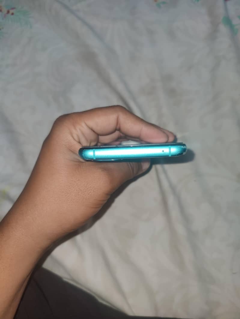 one plus 8t 0